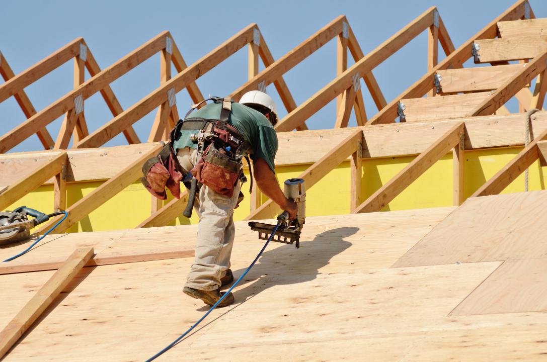 Commercial roofing installation